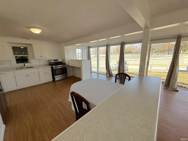 2406 N West Shafer Drive, Monticello, IN 47960