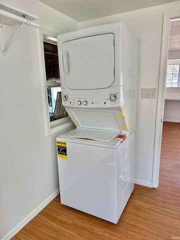 2406 N West Shafer Drive, Monticello, IN 47960