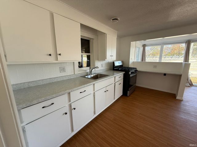 2406 N West Shafer Drive, Monticello, IN 47960