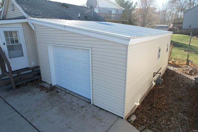 2406 N West Shafer Drive, Monticello, IN 47960