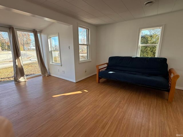 2406 N West Shafer Drive, Monticello, IN 47960