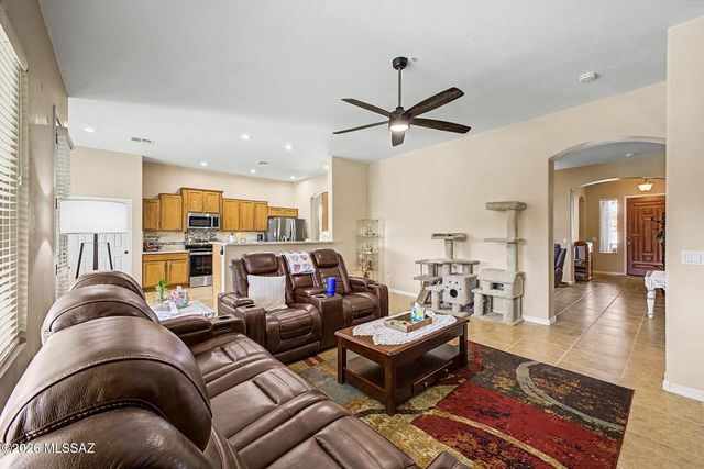 7277 W Brubeck Court, Tucson, AZ 85743