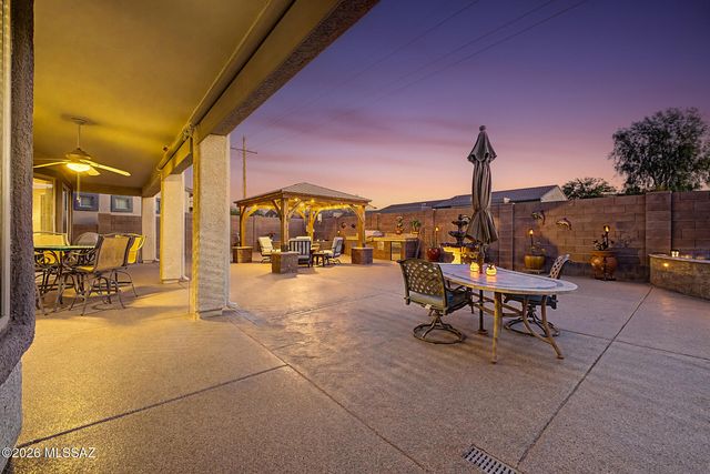 7277 W Brubeck Court, Tucson, AZ 85743