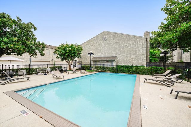 3800 Tanglewilde Street 106, Houston, TX 77063