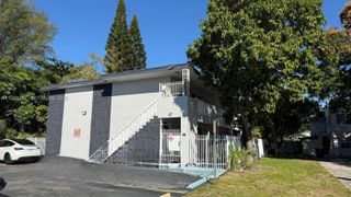 42 SW 14th St 103, Dania Beach, FL 33004