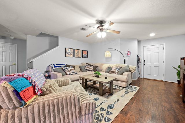 6624 Quinton DR, Austin, TX 78747