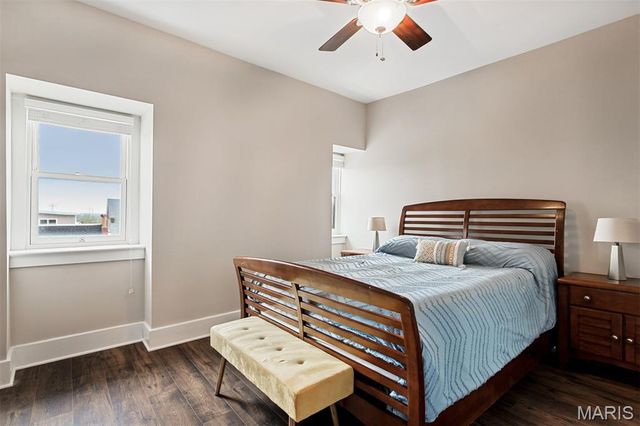 2419 S 12th Street, St Louis, MO 63104