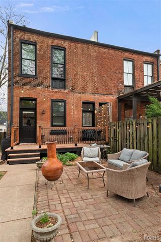 2419 S 12th Street, St Louis, MO 63104