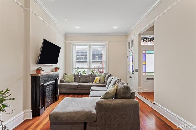 2419 S 12th Street, St Louis, MO 63104