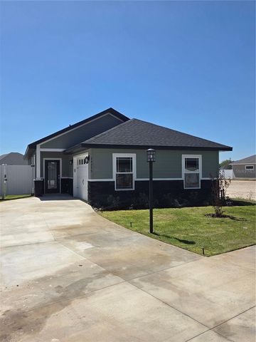 24375 SW 18TH LANE, Newberry, FL 32669