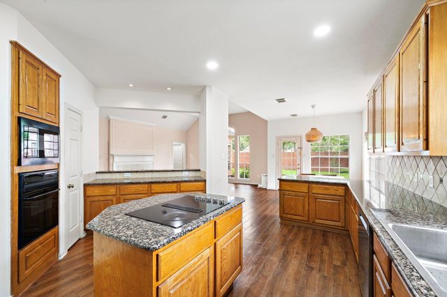 7319 Emerald Glen Drive, Sugar Land, TX 77479
