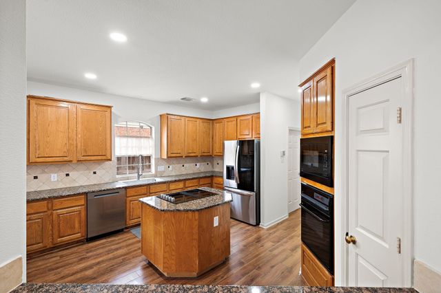 7319 Emerald Glen Drive, Sugar Land, TX 77479