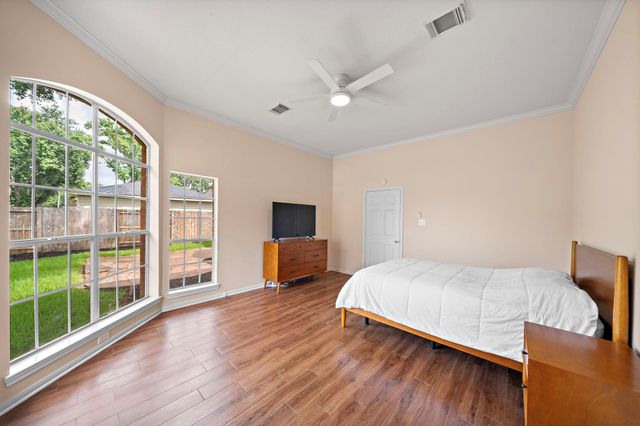 7319 Emerald Glen Drive, Sugar Land, TX 77479