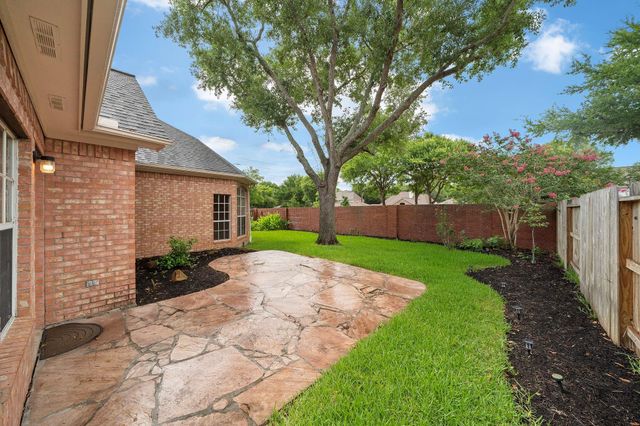 7319 Emerald Glen Drive, Sugar Land, TX 77479