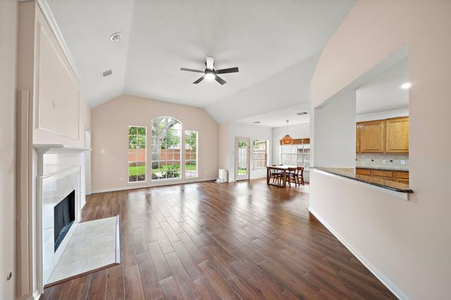 7319 Emerald Glen Drive, Sugar Land, TX 77479