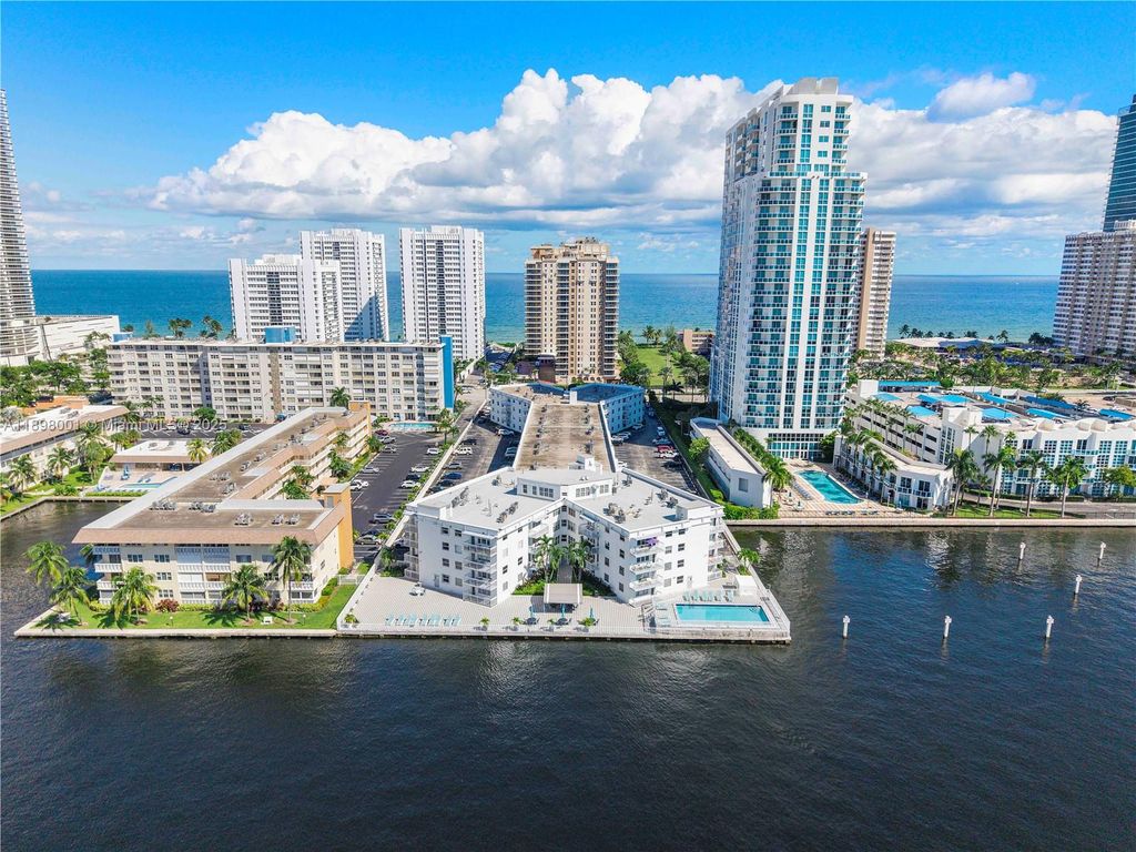 1913 S Ocean Dr 113, Hallandale Beach, FL 33009