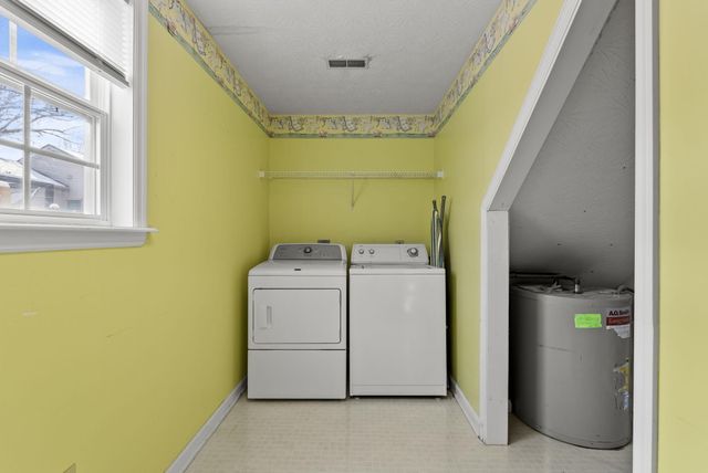 2404 Danby Woods Circle, Lexington, KY 40509