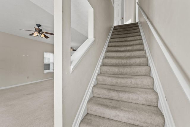 2404 Danby Woods Circle, Lexington, KY 40509