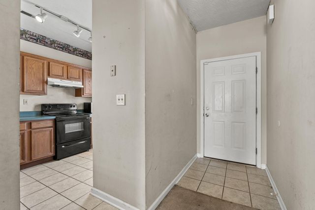 2404 Danby Woods Circle, Lexington, KY 40509