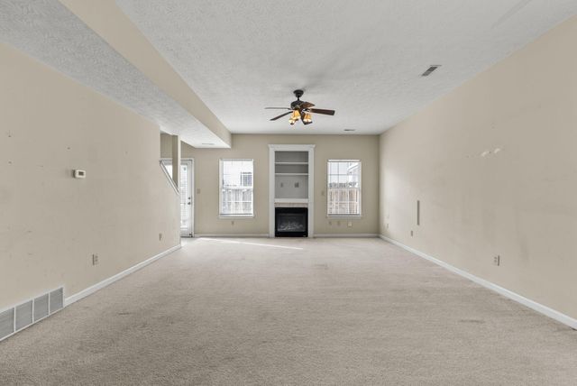 2404 Danby Woods Circle, Lexington, KY 40509