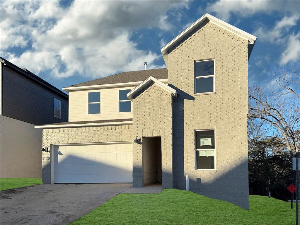 250 S Gala Avenue, Fayetteville, AR 72701