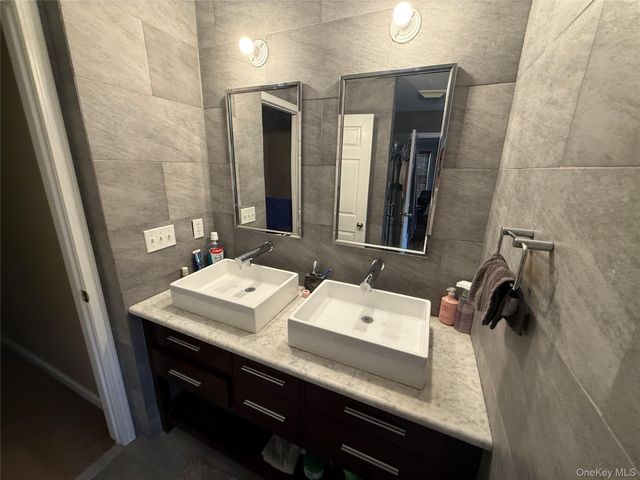23 Swezey Place, Monroe, NY 10950