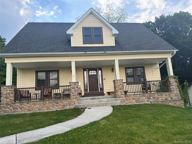 23 Swezey Place, Monroe, NY 10950