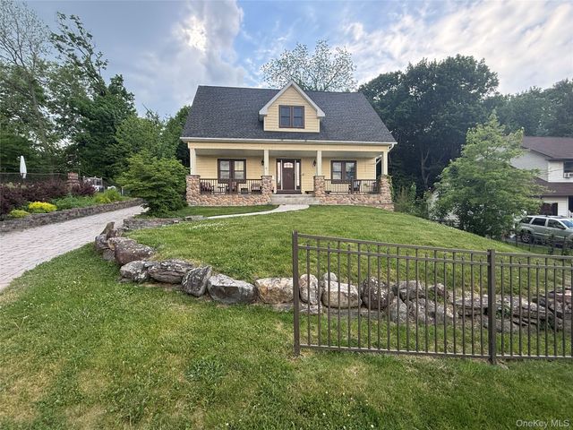 23 Swezey Place, Monroe, NY 10950