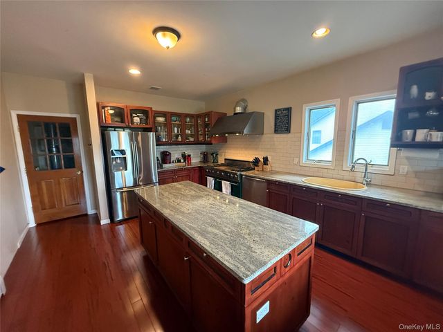 23 Swezey Place, Monroe, NY 10950