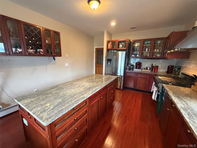 23 Swezey Place, Monroe, NY 10950
