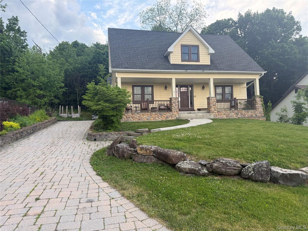 23 Swezey Place, Monroe, NY 10950