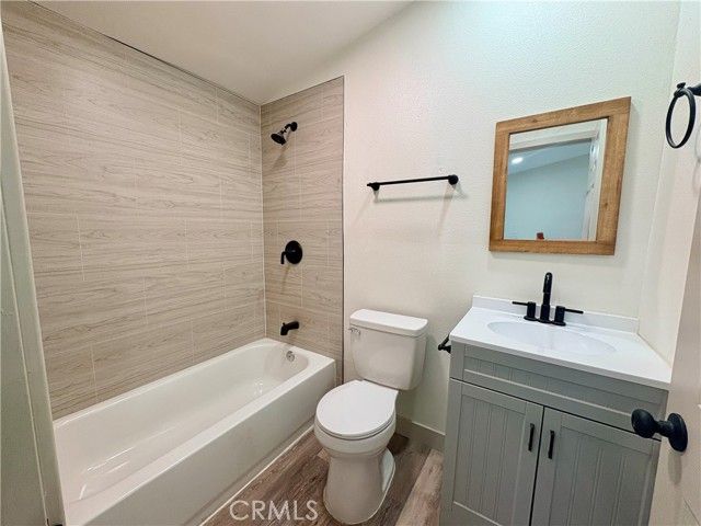 4585 Hawthorne B, Montclair, CA 91786