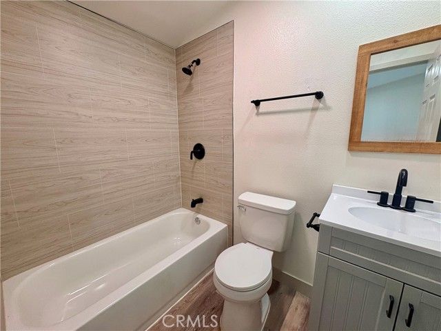 4585 Hawthorne B, Montclair, CA 91786