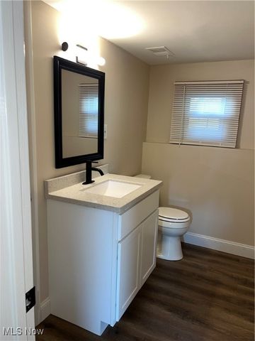 1120 timbercrest, Youngstown, OH 44505