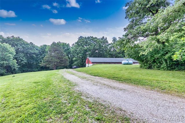 5050 Ridgeview Drive, Arnold, MO 63010
