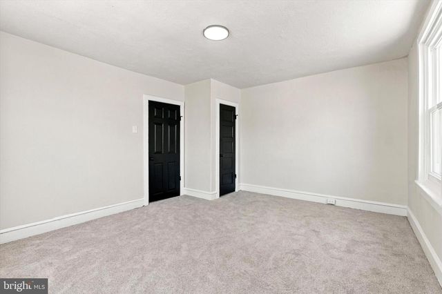 2501 S DEWEY ST, Philadelphia, PA 19142