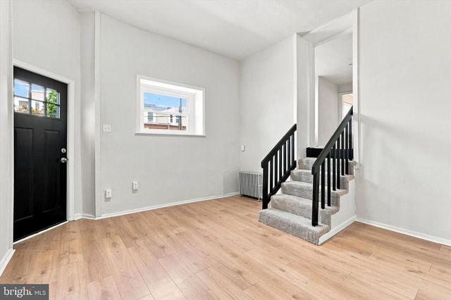 2501 S DEWEY ST, Philadelphia, PA 19142