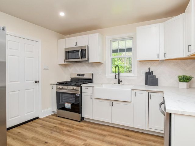 1660 Mercer Rd, Franklin Twp, PA 16117