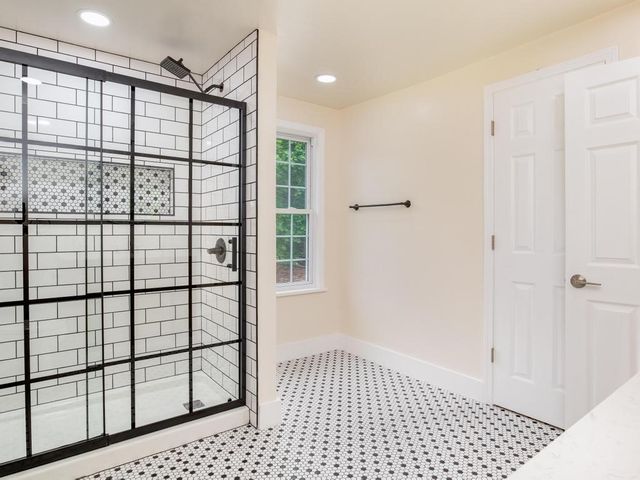 1660 Mercer Rd, Franklin Twp, PA 16117