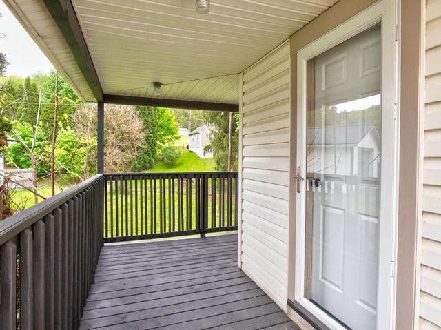 1660 Mercer Rd, Franklin Twp, PA 16117