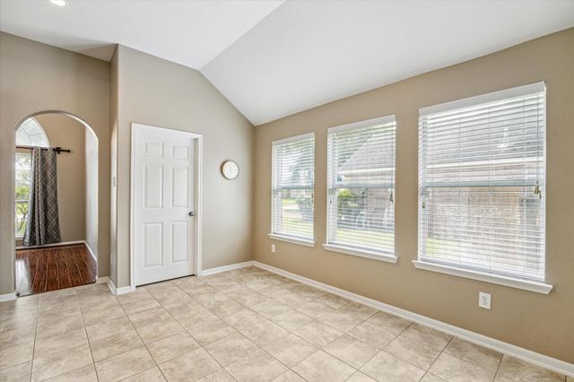 18703 Summercliff Lane, Tomball, TX 77377