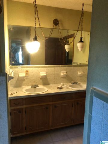 1504 COUNTY ROAD 450, Clanton, AL 35046