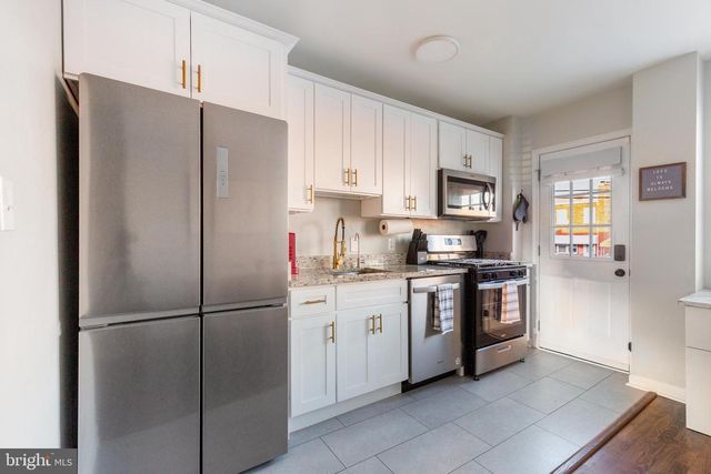 413 IMLA ST, Baltimore, MD 21224
