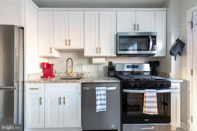 413 IMLA ST, Baltimore, MD 21224