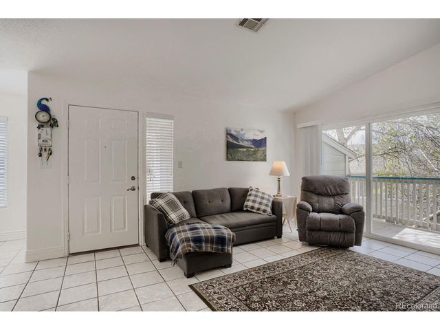 8437 Thunder Ridge Way 204, Highlands Ranch, CO 80126