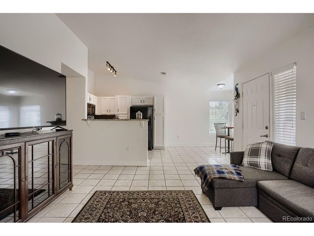 8437 Thunder Ridge Way 204, Highlands Ranch, CO 80126