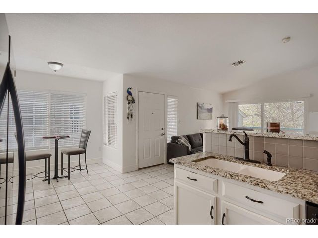 8437 Thunder Ridge Way 204, Highlands Ranch, CO 80126