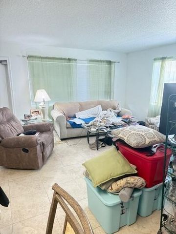 113 Andover E 113, West Palm Beach, FL 33417