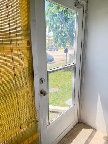 113 Andover E 113, West Palm Beach, FL 33417