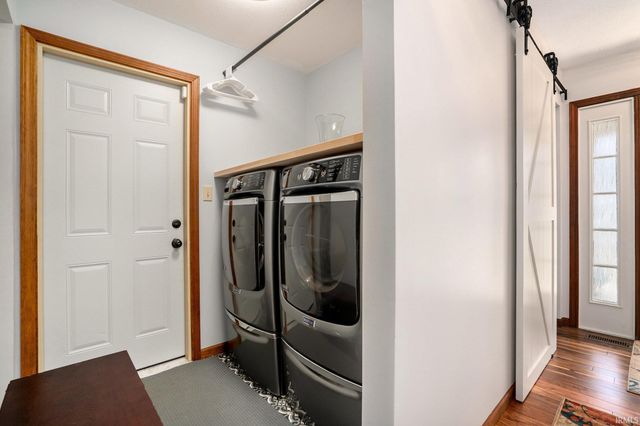 58924 County Road 1, Elkhart, IN 46517